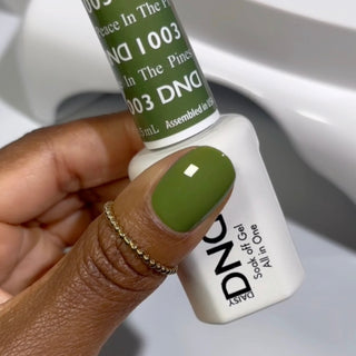 Daisy DND Gel Polish - Peace in the Pines #1003 (with Free Matching Polish)