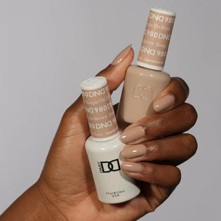 Daisy DND Nail Polish - Boogie on Brown #980